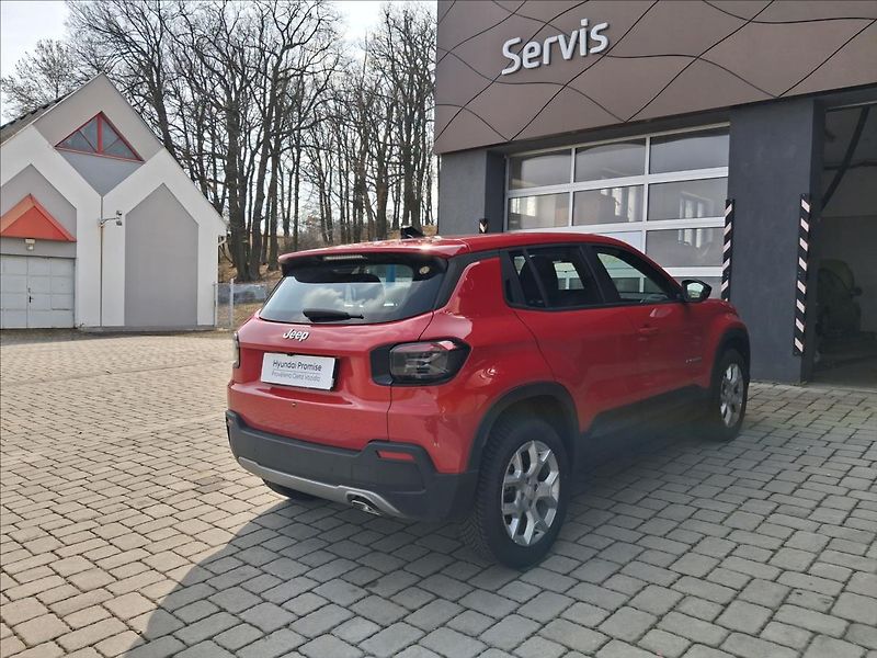 Jeep Avenger 1,2 ALTITUDE WINTER INC - fotka 2 z 18