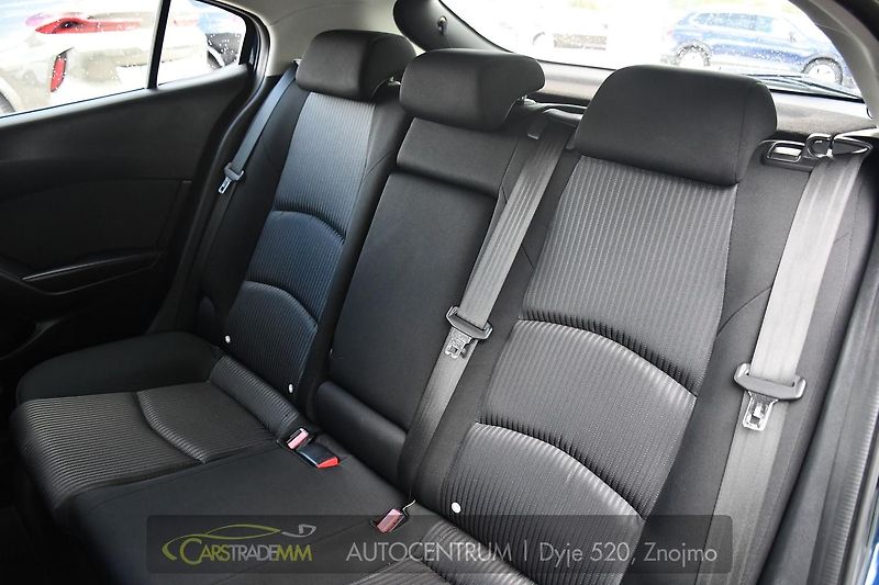 Mazda 3 2.0 SkyActiv-G120  - fotka 20 z 47