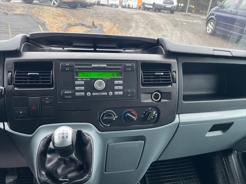 Ford Transit 2,2 TDCi DPH ČR Nový motor - fotka 8 z 11