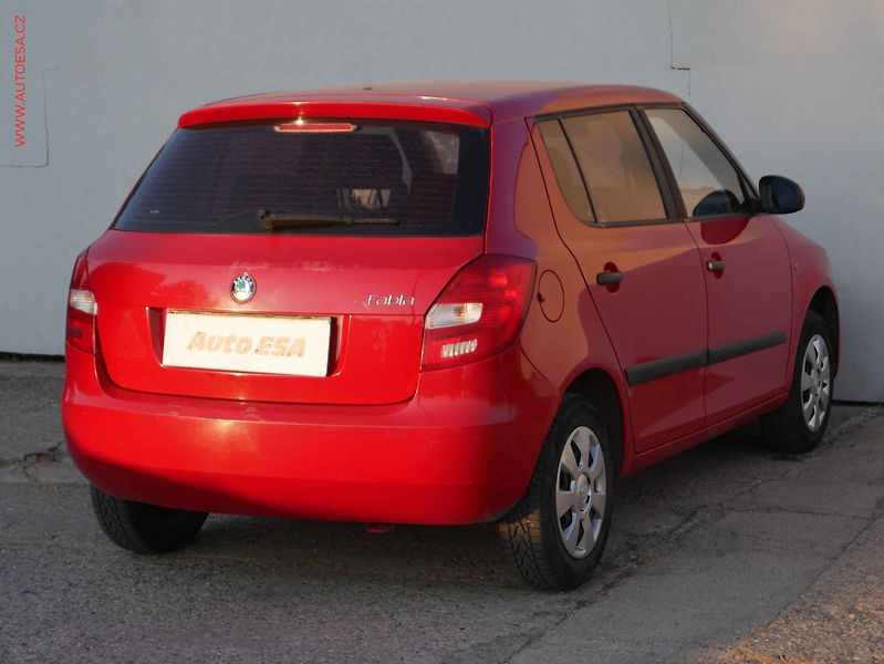 Škoda Fabia (2010) 1.2i, ČR, STK8/28 - fotka 6 z 14
