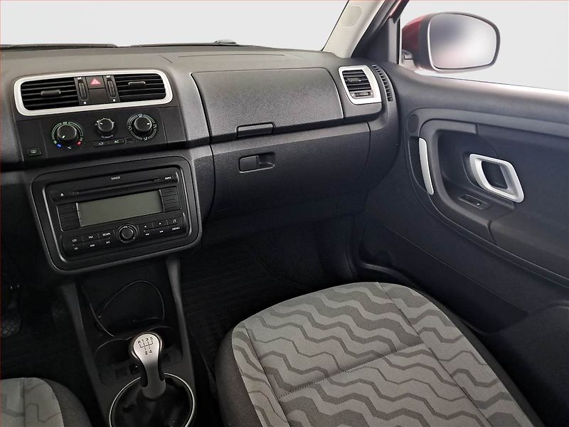 Škoda Fabia (2007) 1.2 12V, Serv.kniha - fotka 8 z 17