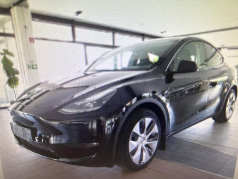 Tesla Model Y LONG RANGE DUAL MOTO 93,6% - fotografie inzerátu