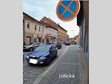 Listopadové parkování ve Strakonicích.