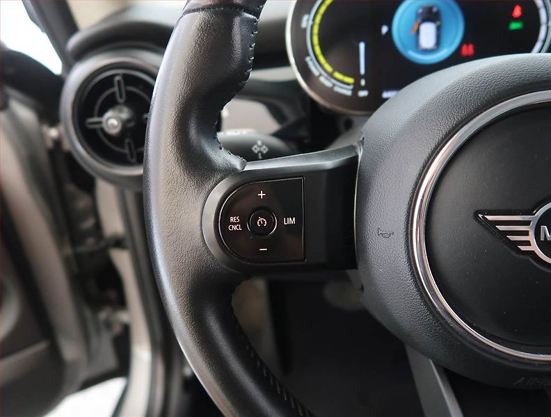 Mini Ostatní (2023) Cooper SE 32 kWh, SoH 97% - fotka 20 z 25
