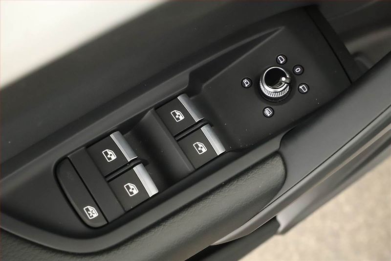 Audi Q5 (2024) 50 TFSI e - fotka 22 z 27