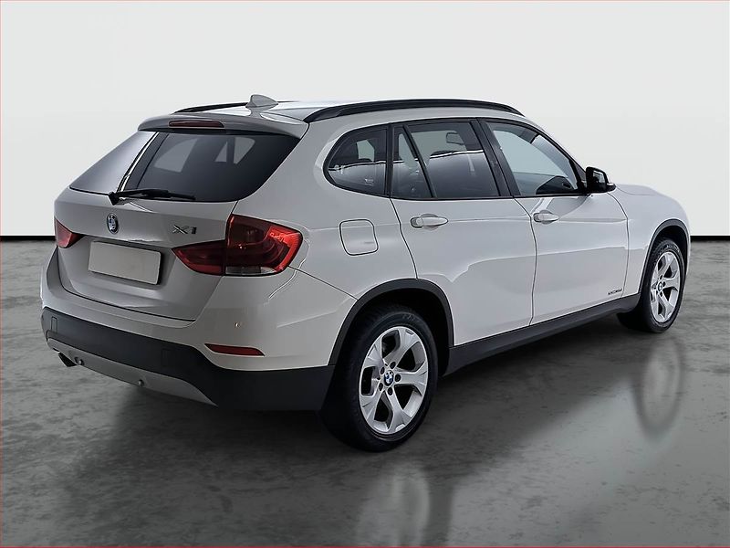 BMW X1 (2014) sDrive16d, Park. senzory - fotka 5 z 15