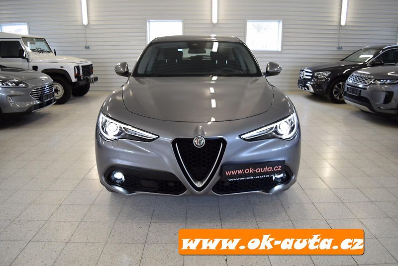 Alfa Romeo Stelvio 2.2 JTD Q4 SPORT 150 kW - DPH - fotka 12 z 60