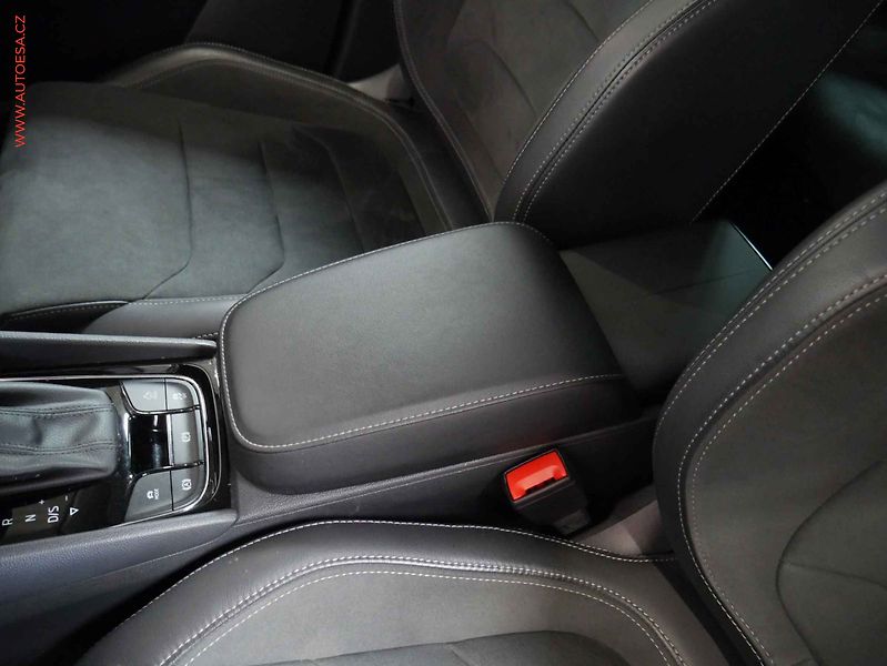 Škoda Kodiaq (2022) 2.0 TDI 4x4, 2.maj,ČR, DSG - fotka 28 z 30