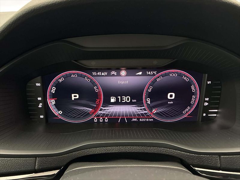 Škoda Karoq 2,0 TSI 140kW DSG 4x4 Sportlin - fotka 15 z 27
