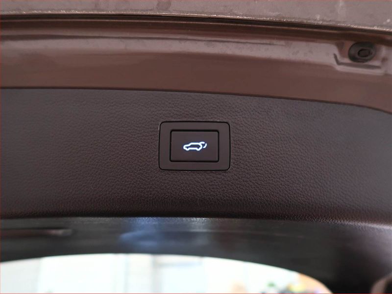Hyundai i40 (2018) 1.7 CRDi, Automat, Kůže, Navi - fotka 20 z 20