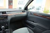 Škoda Superb (2011) 2.0 TDi 103kW AMBITION - náhled 17