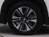 Peugeot 2008 (2018) 1.2 PureTech, Automat - náhled 15