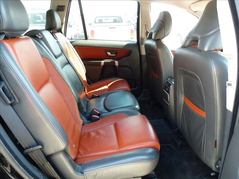 Volvo XC90 2,4 D5 4x4 Nové rozvody Odpoče - fotka 25 z 53