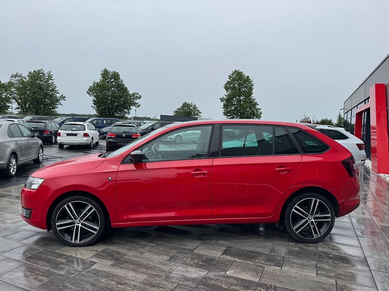 Škoda Rapid (2014) Spaceback 1.2 TSI StylePlus - fotka 8 z 31