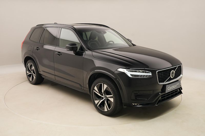 Volvo XC90 B5 AWD R-DESIGN REZERVACE - fotka 16 z 47