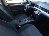 Volkswagen Passat (2019) 2.0 TDI, Automat, Serv.kniha - náhled 9