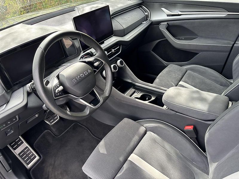 Škoda Kodiaq (2025) 2.0 TDI 4x4 DSG Sportline - fotka 7 z 33