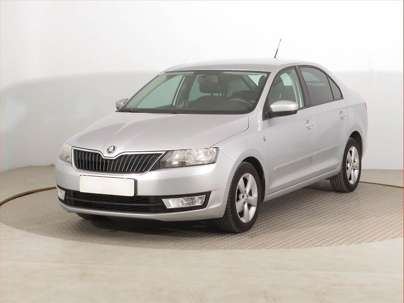 Škoda Rapid (2013) 1.2 TSI, Tempomat - fotka 2 z 15