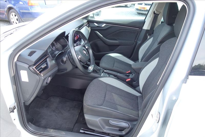Škoda Scala 1,5 TSi 110KW, ČR, SERV.KN - fotka 10 z 37
