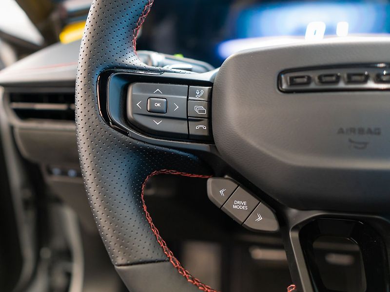 Dodge Charger (2024) 0.0 Daytona Scat Pack 670HP - fotka 17 z 40