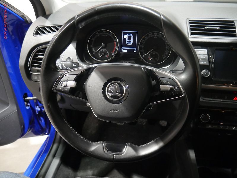Škoda Fabia (2021) 1.0 TSi, 2.maj,ČR, Style, LED - fotka 12 z 17