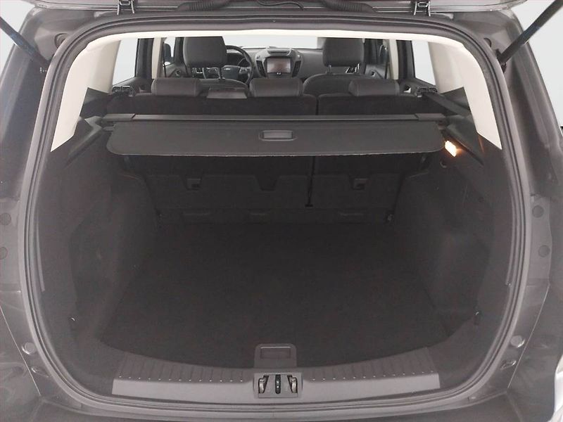 Ford Kuga (2019) 2.0 TDCi, 4X4, Automat - fotka 14 z 22