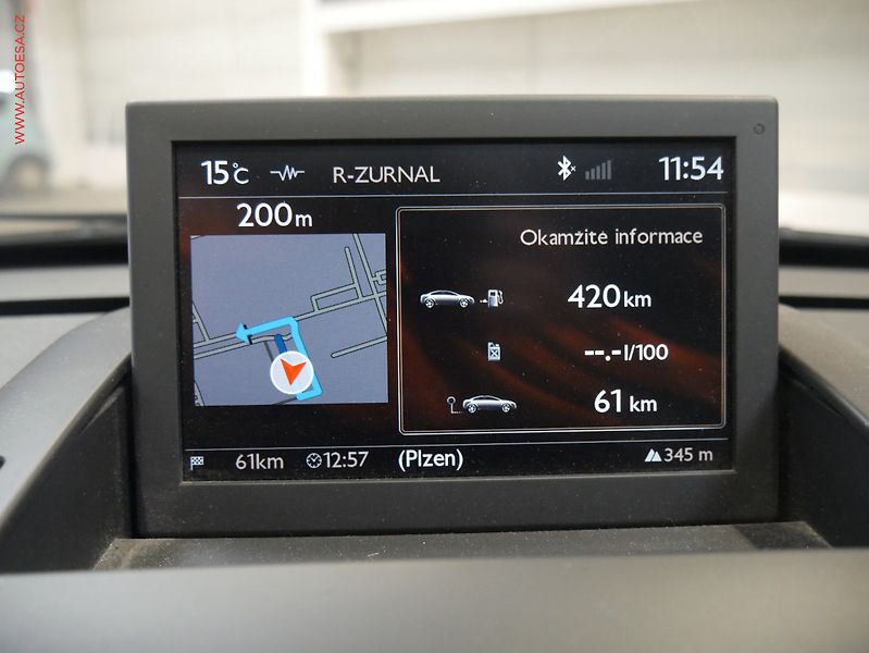 Peugeot 3008 (2014) 1.6 HDi, Style, TZ, navi - fotka 16 z 17