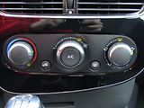 Renault Clio (2018) 0.9 TCe, 1.maj,ČR, AC - náhled 13