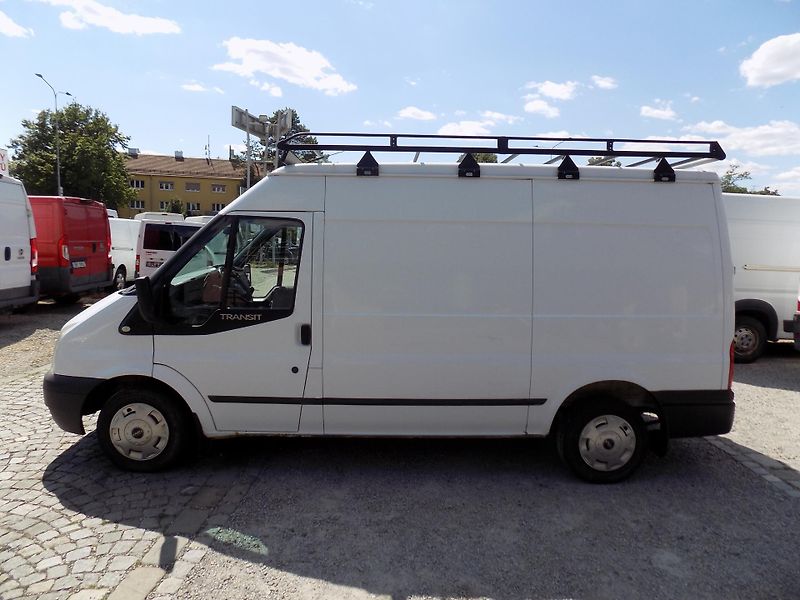 Ford Transit 2,2 TDCI 92 KW MWB 350 TREND - fotka 15 z 38