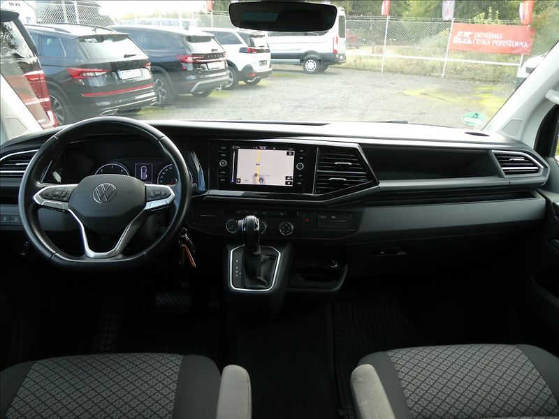 Volkswagen Multivan 2,0 TDi110kW 1.majitel,DSG,4x4 - fotka 28 z 44
