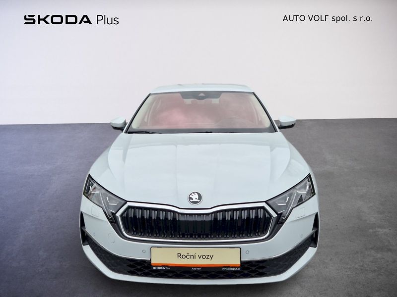 Škoda Octavia (2025) Top Selection 1.5TSi 110kW 6°m - fotka 4 z 30