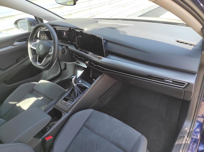 Volkswagen Golf 2,0TDi 110kW, Style, ČR, - fotka 17 z 59