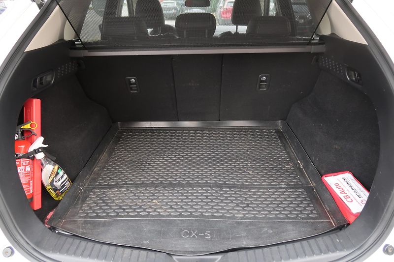 Mazda CX-5 2,5 AT AWD Newground, záruka - fotka 17 z 31