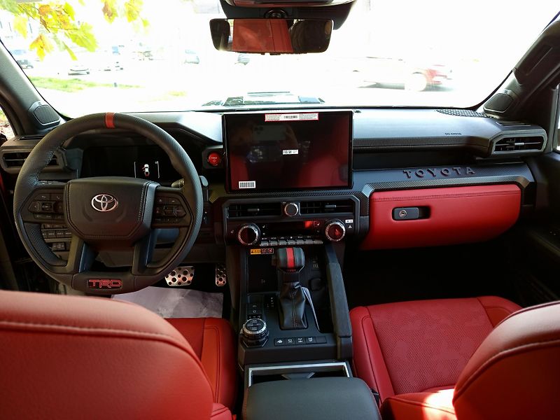 Toyota Tacoma (2026) TRD PRO, ve výrobě - fotka 20 z 44