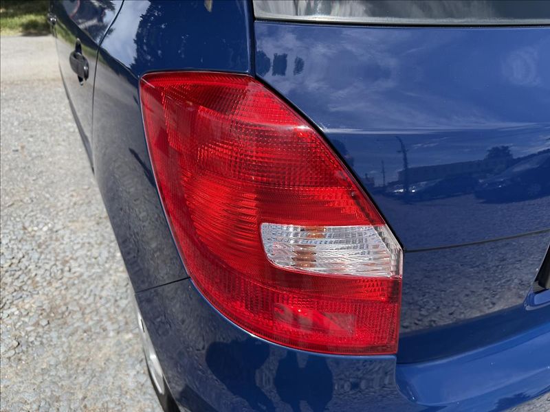 Škoda Fabia 1,4 i 16V 63kW  50TIS KM,KLIMA - fotka 33 z 50