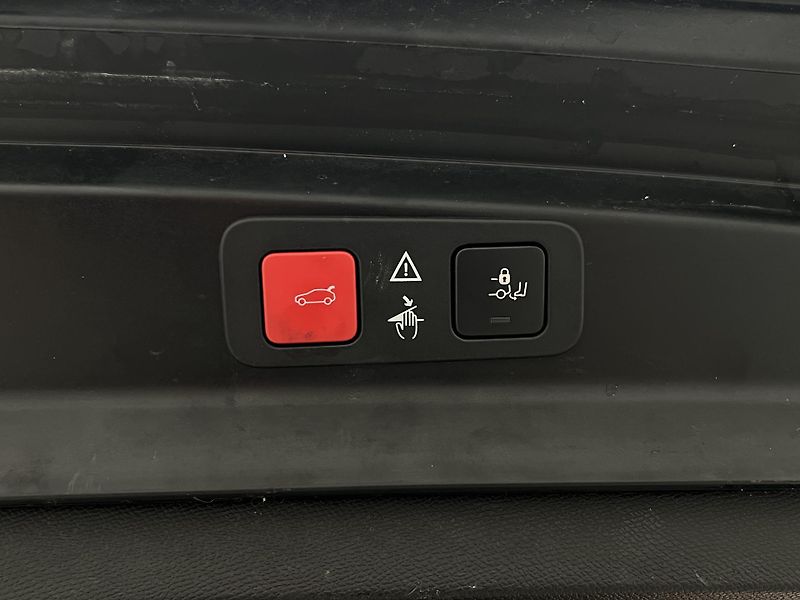 Peugeot 5008 GT 1.6 PURETECH AUT 7 MÍST - fotka 45 z 47