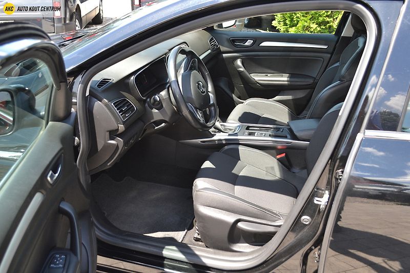 Renault Mégane 1.3TCE-103KW  GRANDCOUPÉ INTEN - fotka 21 z 49