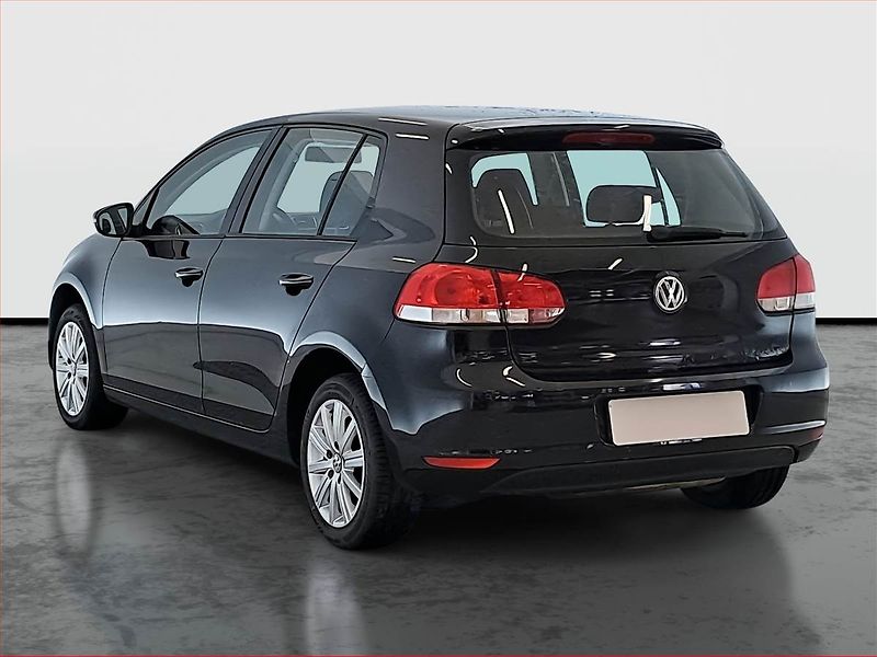 Volkswagen Golf (2009) 1.6, Tempomat - fotka 4 z 15