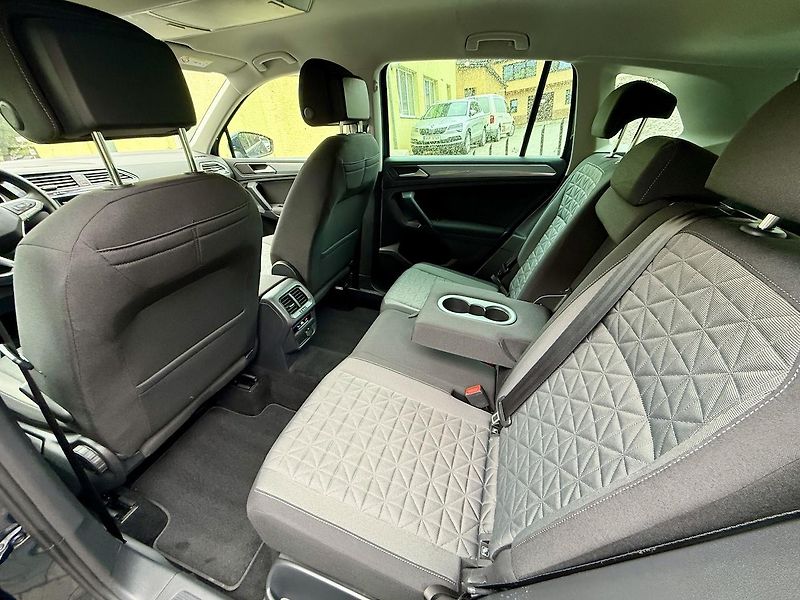 Volkswagen Tiguan (2022) 2,0TDi 110kW LIFE DSG ČR,1.maj - fotka 9 z 19