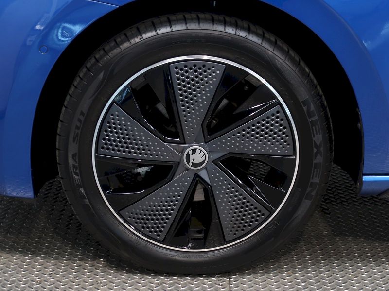 Škoda Scala (2025) MONTE CARLO 1.0TSI 85KW - fotka 12 z 41