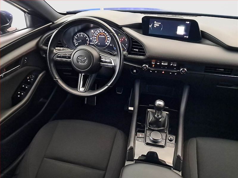 Mazda 3 (2023) Plus 2.0 Skyactiv-G - fotka 7 z 20