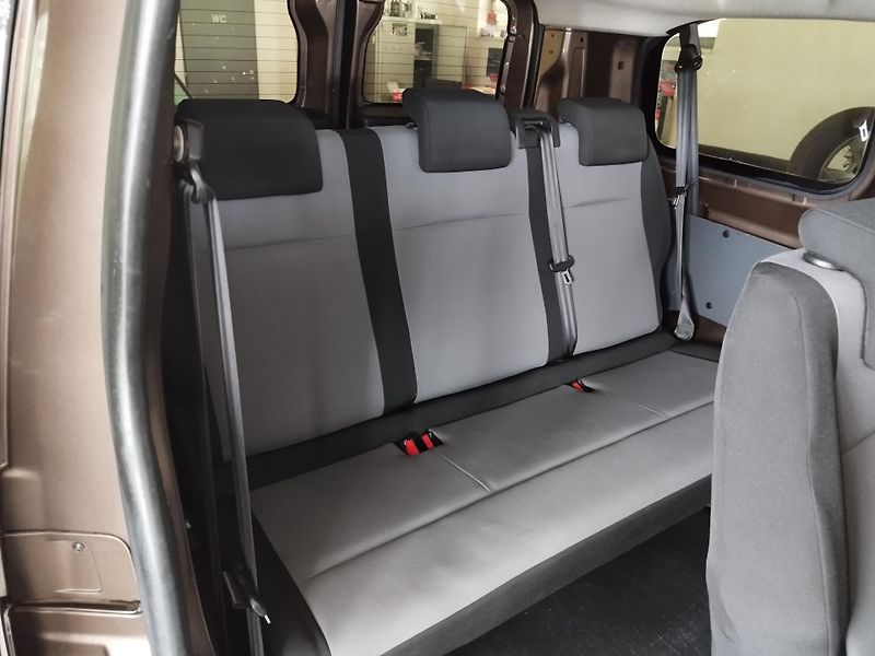 Citroën SpaceTourer (2017) 2,0HDI,130KW,AUTOMAT,9MÍST,TAŽ - fotka 12 z 35