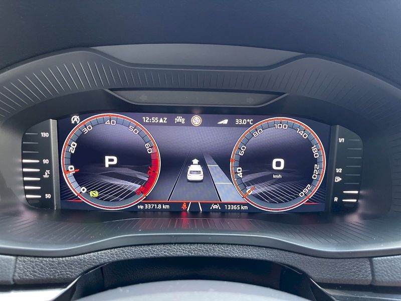 Škoda Karoq (2025) 1.5 TSI 110 kW DSG SportLine - fotka 11 z 35