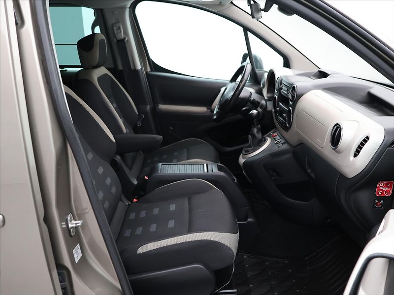 Citroën Berlingo 1,6 VTi 88kW Multispace CZ - fotka 12 z 32