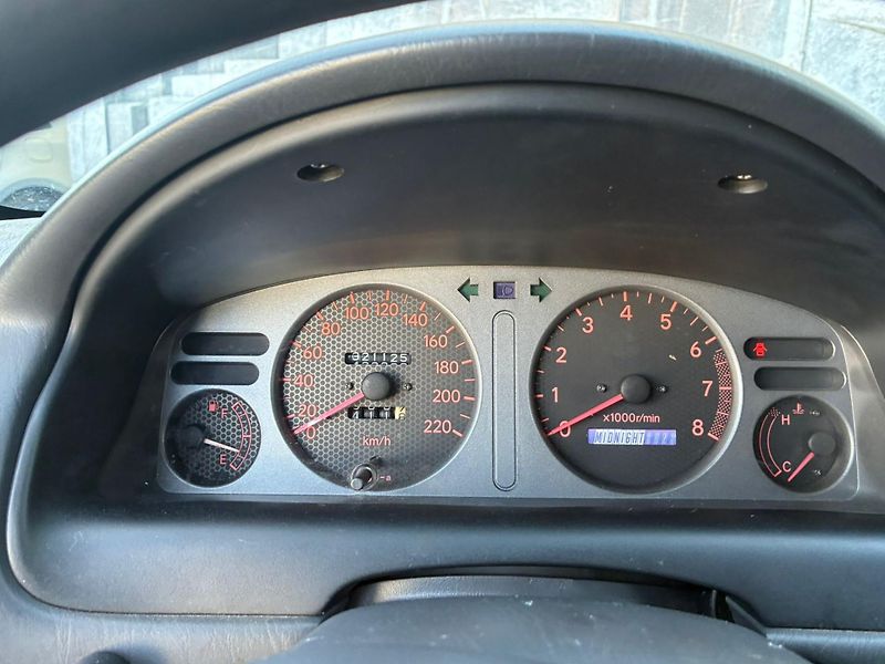 Toyota Corolla (2000) 1.4 LPG, 71KW - fotka 13 z 15