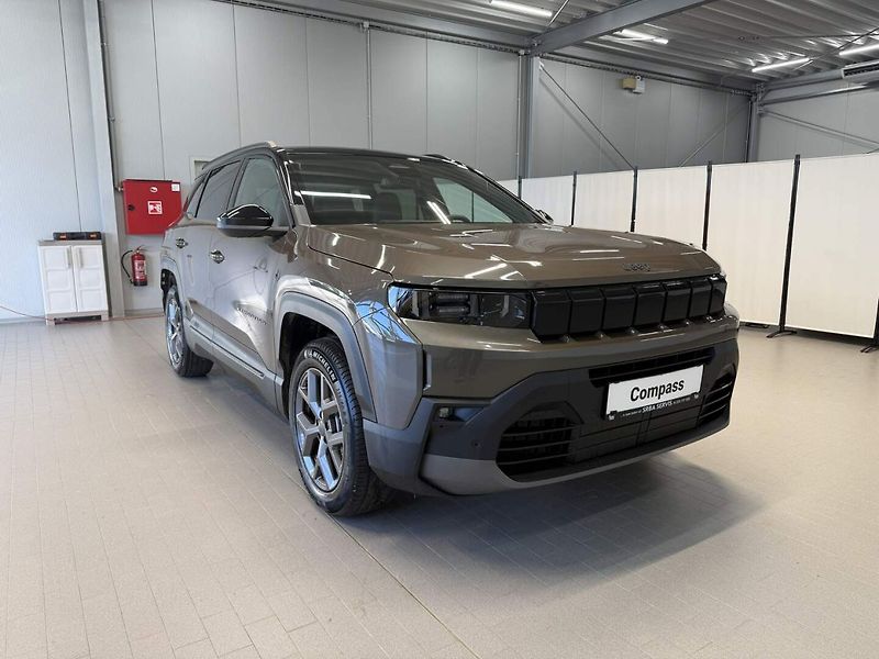 Jeep Compass (2026) First Edition e-Hybrid 145k eD - fotka 6 z 25