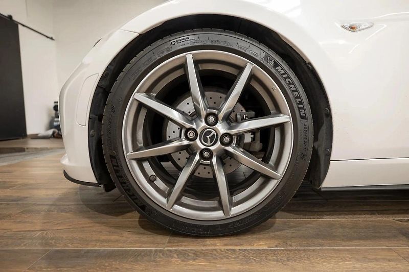 Mazda MX-5 2.0 118 kW RWD 6MT - fotka 26 z 29