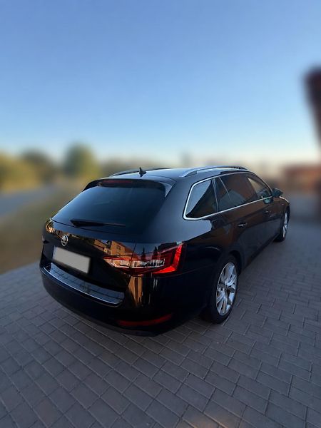 Škoda Superb (2017) - fotka 5 z 22