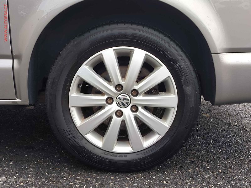 Volkswagen Multivan (2012) 2.0TDi, Comfortline, 103kW - fotka 18 z 19