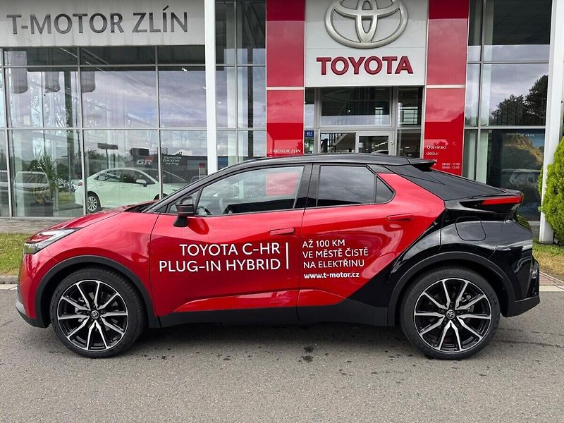 Toyota C-HR Plug-in GR SPORT Premiere Edit - fotka 5 z 13